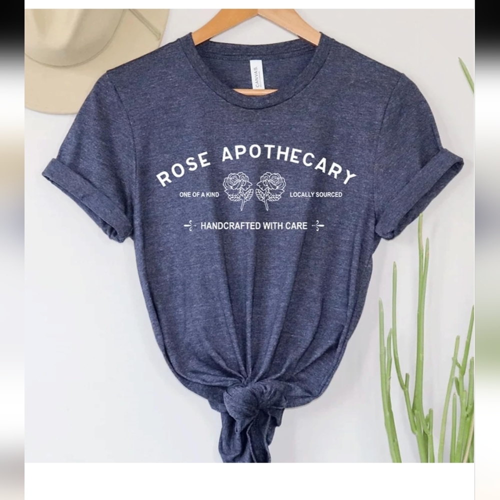 Rose Apothecary Schitts Creek Tee Vintage Heathered Navy Short Sleeve Sz S